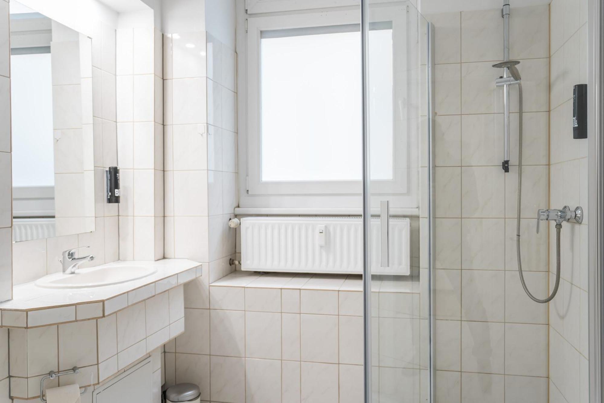 Spacious Family Apartment With 2 Bedrooms Berlin Dış mekan fotoğraf